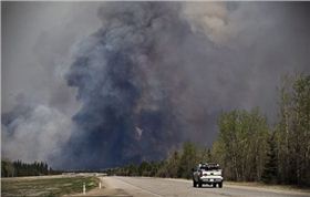 加拿大大火可能促使石油油價(jià)躥升 加拿大大火可能促使石油油價(jià)躥升